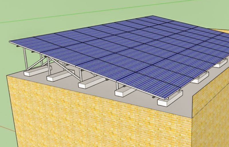 Солнечные панели на плоской крыше